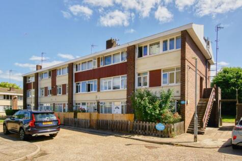 Shoreham Close, Wandsworth, SW18