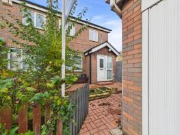 22, Bannister Drive, Hull HU9 1EJ