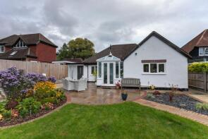 13, Tranquil Dale, Betchworth RH3 7EE