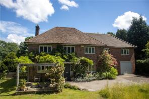 Wisteria House, Church Road, Midhurst GU29 0EH