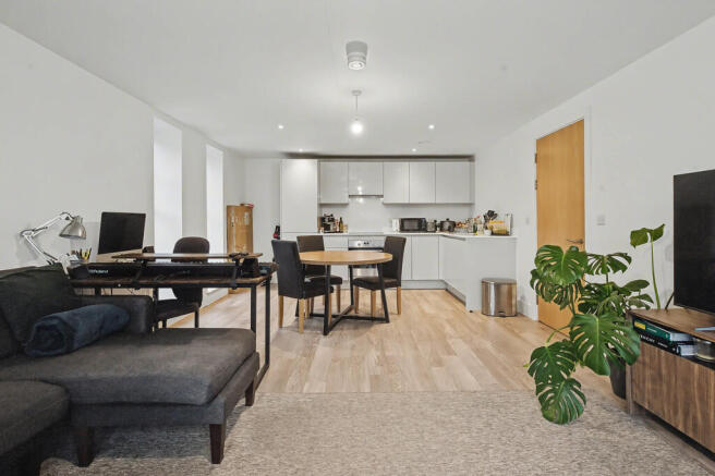 Living Area - Ang...