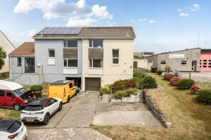 1, Police House, Lender Lane, Helston TR12 7HS