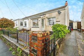 Maes Y Crugiau, Cefn Byrle Road, Coelbren, Neath SA10 9NU