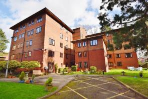 29, Windsor Court, Westbury Lodge Close, Pinner HA5 3XL