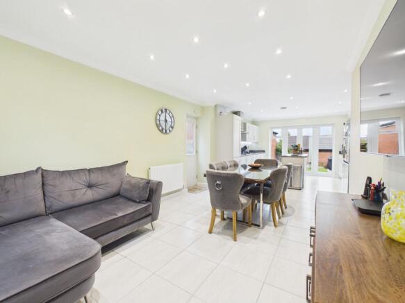 Dining/Family Room