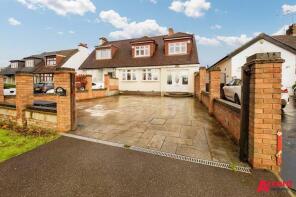 Dalmally, North Road, Havering-atte-bower, Romford RM4 1PX