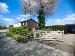 Laburnum House, Euximoor Drove, Wisbech PE14 9LS