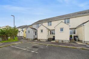 6, Grovewood Court, St. Columb TR9 6TX