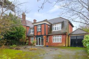 18, Uplands Park Road, Enfield EN2 7PT