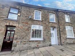 22, Clive Terrace, Ynys-y-bwl, Pontypridd CF37 3LD