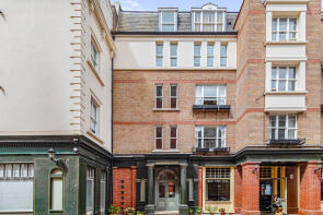 Flat 11, Pied Bull Court, Galen Place, London WC1A 2JR