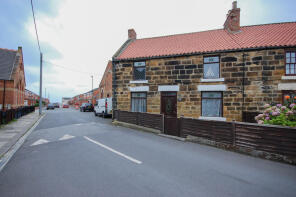 19, Stone Row, Saltburn-by-the-sea TS13 4BE