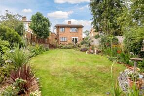 45, Danvers Close, Banbury OX15 5DX