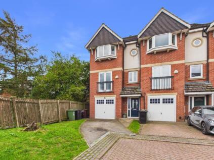 Finkle Court , Gildersome, Leeds, West Yorkshire, LS27