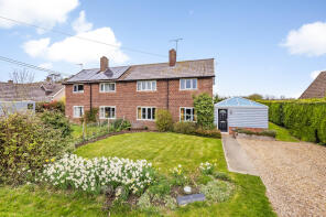 2, Church Cottages, Lower Barn Road, Ipswich IP8 3PZ