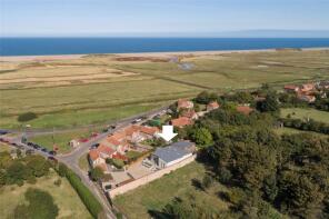 Iona, Purdy Street, Holt NR25 7XA