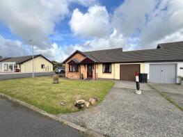 24, Hermitage Grove, Haverfordwest SA61 2PS