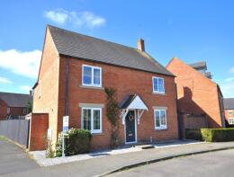 41, Cransley Rise, Kettering NN14 1TA