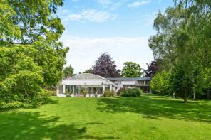 Merton House, Hambrook Lane, Chilham CT4 8DJ