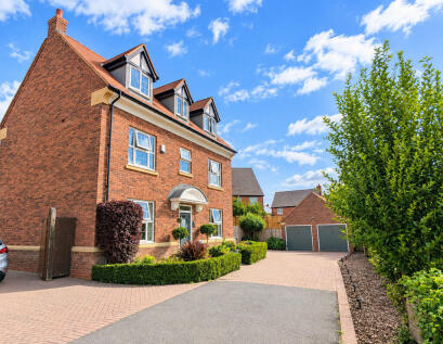 Rotherham Close, Cawston, Rugby
