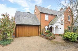1, Ranmore Meadows, Crocknorth Road, Dorking RH5 6SL
