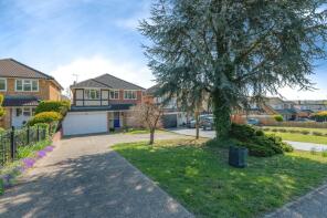 Tralee, Crays Hill, Billericay CM11 2XP