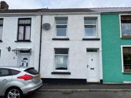 8, Railway Terrace, Neath SA11 4HG