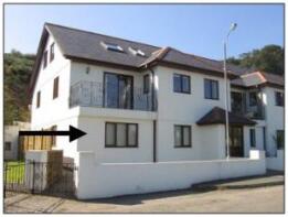 8, Swanpool Court, Swanpool, Falmouth TR11 5BG