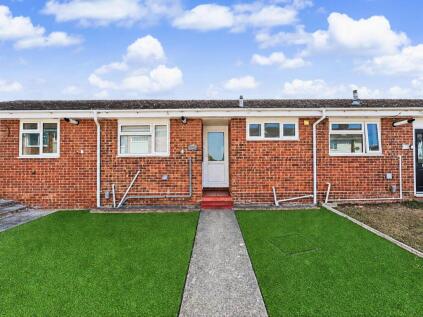 Knavesacre Court, Parkwood, Kent, ME8