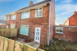 10, Fuchsia Place, Blakelaw, Newcastle Upon Tyne NE5 3ED