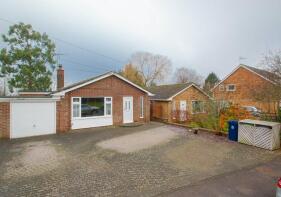 11, Maypole Croft, Cambridge CB21 4SA