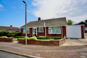 8, Clifton Way, Overstrand NR27 0NG