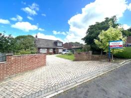 Shalom, Orchard Close, Blandford Forum DT11 8TE