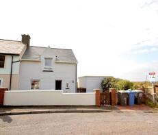 1, Church Hill, Isle Of Benbecula HS7 5QB