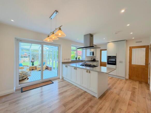 Kitchen / Diner