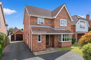 12, Longheadland, Droitwich WR9 0JB
