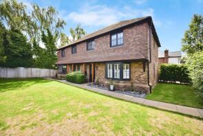 8, Eden Meadow, Sittingbourne ME9 7FR