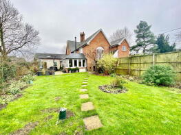 Well House, Rickinghall Road, Diss IP22 1HN