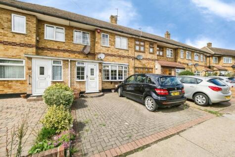 Nelson Road, Rainham, RM13