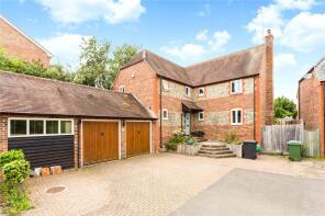 8, The Waldrons, East Garston, Hungerford RG17 7JB