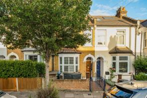 21, Stanley Road, London N11 2LD