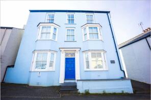 Flat 1, Lion House, B4585 Manorbier To Junction A4139, Manorbier, Tenby SA70 7TE