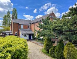 Belmont, Mere Road, Buckingham MK18 4AR