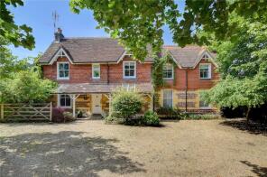 The Red House, London Road, Rake, Liss GU33 7PF
