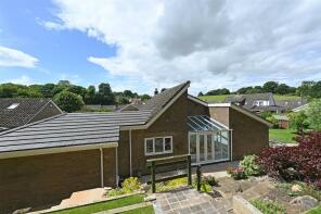 24, Oakfields, Richmond DL10 6SD
