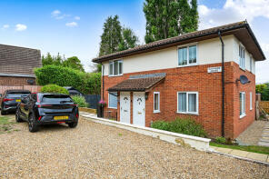 Flat 2, Katherine House, Kingsway, Blackwater, Camberley GU17 0JS