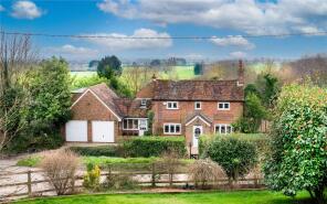 Micklems, Knowl Hill Common, Knowl Hill, Reading RG10 9YD