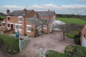 2, Brook Cottages, Hoofield Lane, Huxley, Chester CH3 9BW