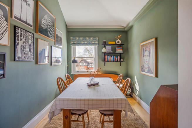 diningroom.jpg