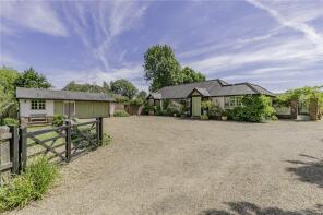 Willow Court, Oakley Green Road, Oakley Green, Windsor SL4 4PZ